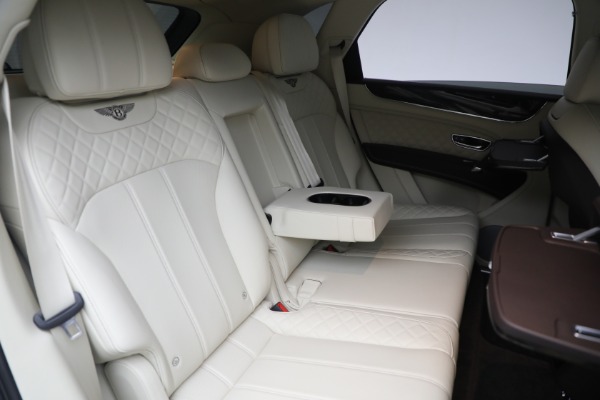 Used 2018 Bentley Bentayga Signature Edition for sale Sold at Pagani of Greenwich in Greenwich CT 06830 25