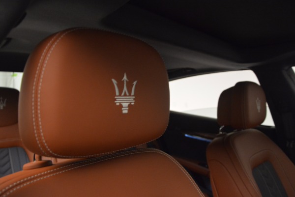 New 2018 Maserati Quattroporte S Q4 GranLusso for sale Sold at Pagani of Greenwich in Greenwich CT 06830 17