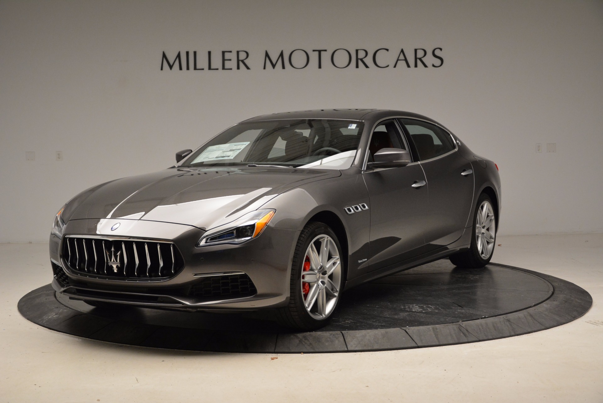 New 2018 Maserati Quattroporte S Q4 GranLusso for sale Sold at Pagani of Greenwich in Greenwich CT 06830 1