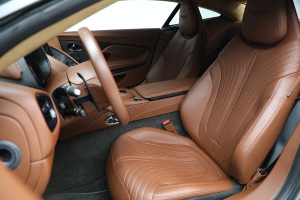 Used 2018 Aston Martin DB11 V12 for sale $127,900 at Pagani of Greenwich in Greenwich CT 06830 15