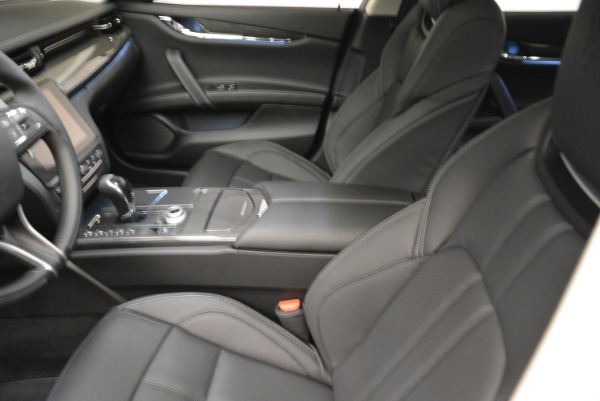 Used 2018 Maserati Quattroporte S Q4 Gransport for sale $69,900 at Pagani of Greenwich in Greenwich CT 06830 13