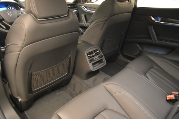 Used 2018 Maserati Quattroporte S Q4 Gransport for sale $69,900 at Pagani of Greenwich in Greenwich CT 06830 16