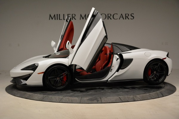 Used 2018 McLaren 570S Spider for sale Sold at Pagani of Greenwich in Greenwich CT 06830 15