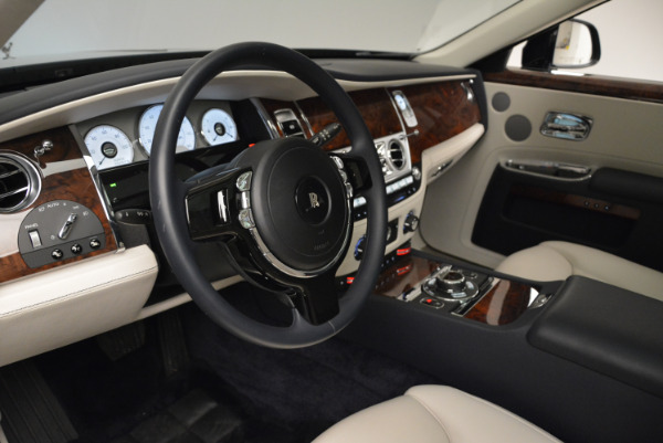 Used 2015 Rolls-Royce Ghost for sale Sold at Pagani of Greenwich in Greenwich CT 06830 21