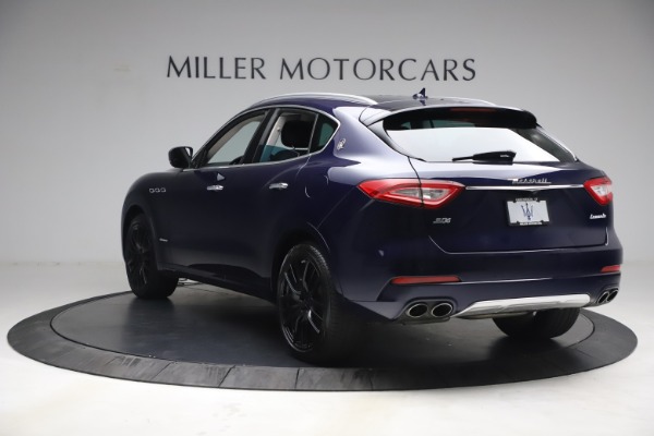 Used 2018 Maserati Levante S Q4 GranLusso for sale Sold at Pagani of Greenwich in Greenwich CT 06830 5