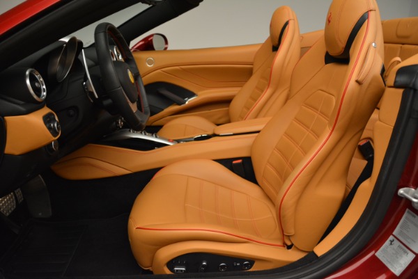 Used 2015 Ferrari California T for sale Sold at Pagani of Greenwich in Greenwich CT 06830 26