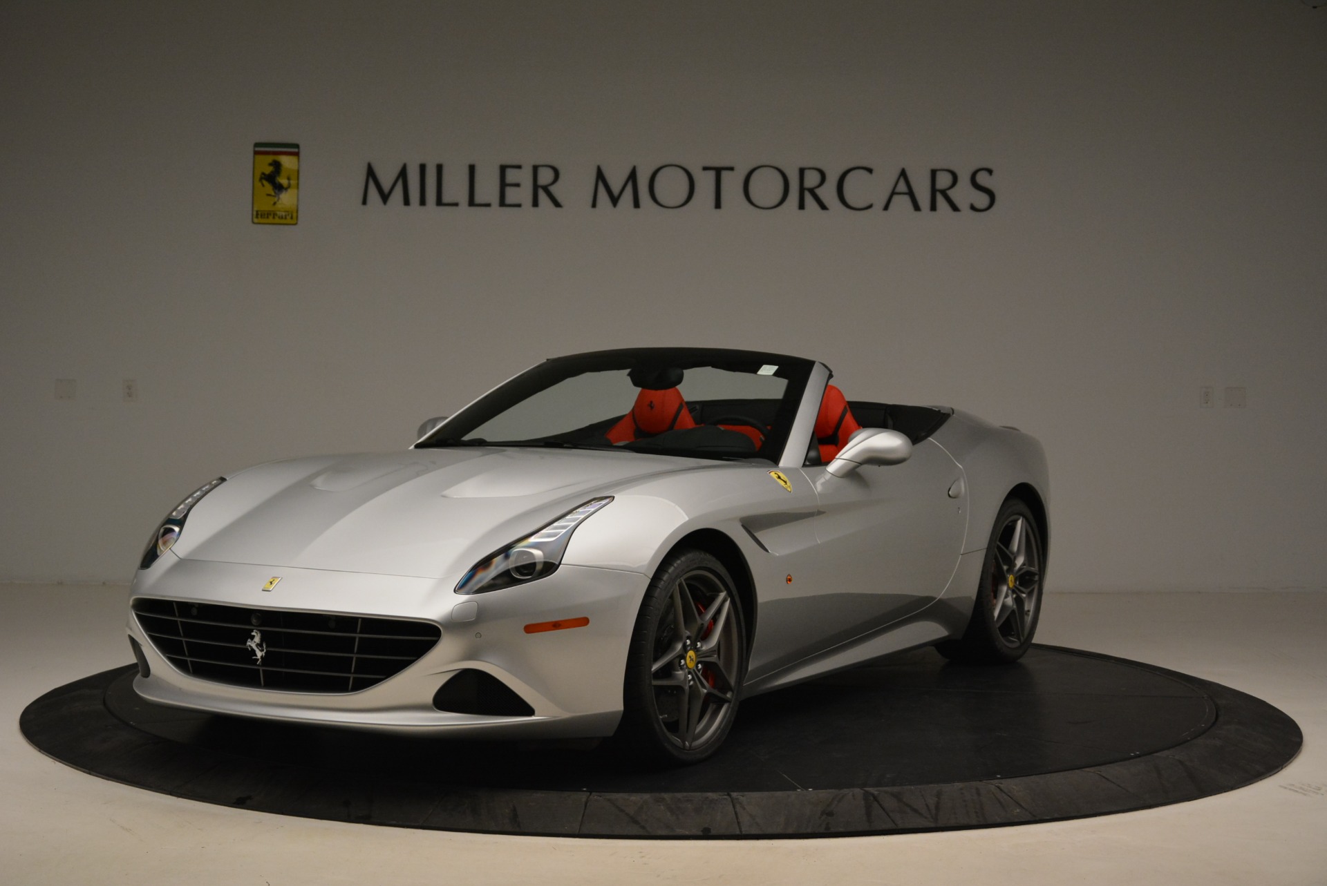 Used 2017 Ferrari California T Handling Speciale for sale Sold at Pagani of Greenwich in Greenwich CT 06830 1