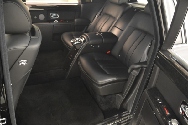 Used 2014 Rolls-Royce Phantom EWB for sale Sold at Pagani of Greenwich in Greenwich CT 06830 28