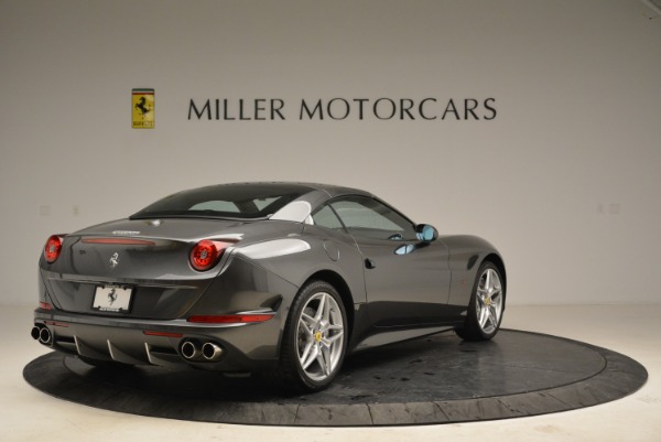 Used 2016 Ferrari California T for sale Sold at Pagani of Greenwich in Greenwich CT 06830 19