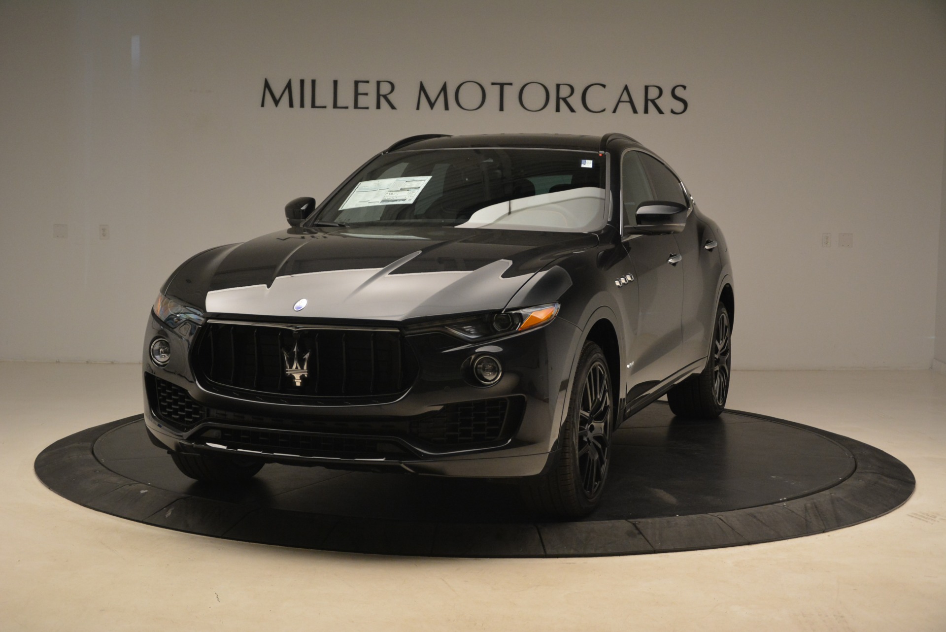 New 2018 Maserati Levante S Q4 Gransport for sale Sold at Pagani of Greenwich in Greenwich CT 06830 1