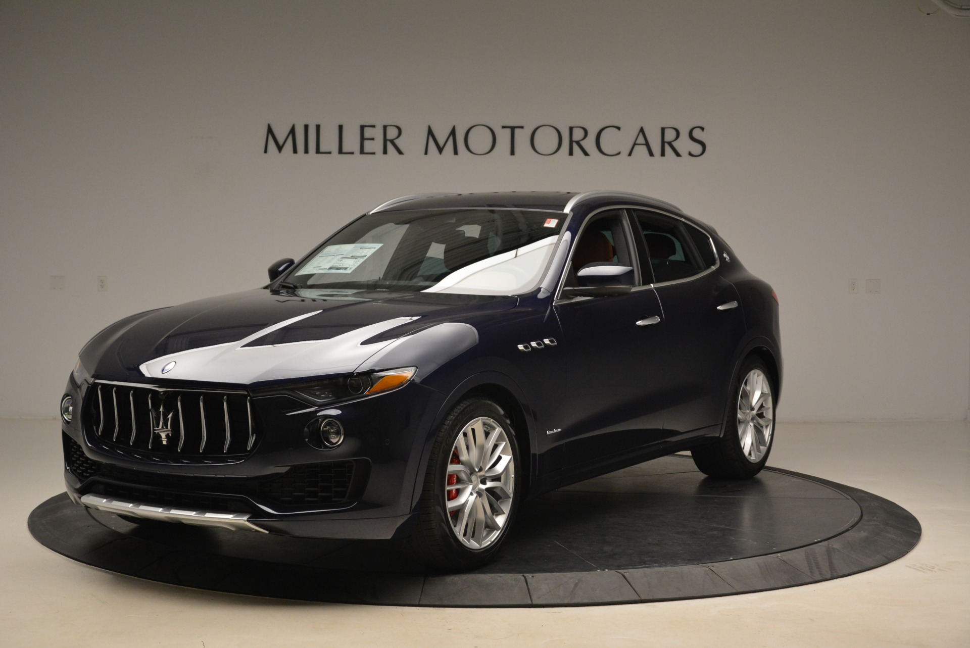Used 2018 Maserati Levante S Q4 GranLusso for sale Sold at Pagani of Greenwich in Greenwich CT 06830 1