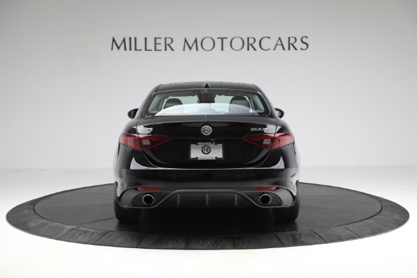 Used 2018 Alfa Romeo Giulia Ti Sport Q4 for sale Sold at Pagani of Greenwich in Greenwich CT 06830 6