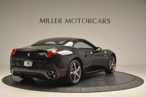 Used 2014 Ferrari California 30 for sale Sold at Pagani of Greenwich in Greenwich CT 06830 19