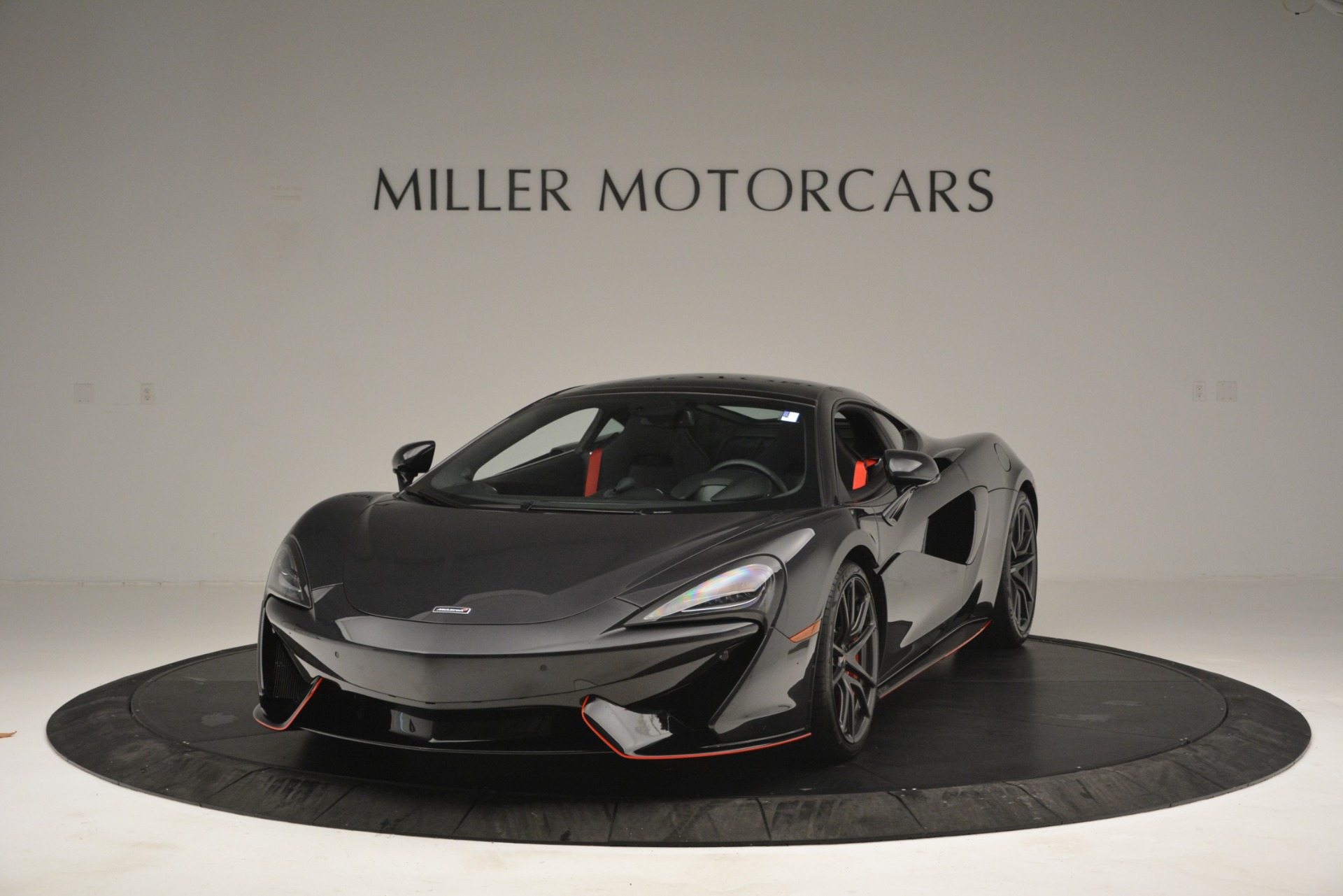 Used 2018 McLaren 570GT for sale Sold at Pagani of Greenwich in Greenwich CT 06830 1