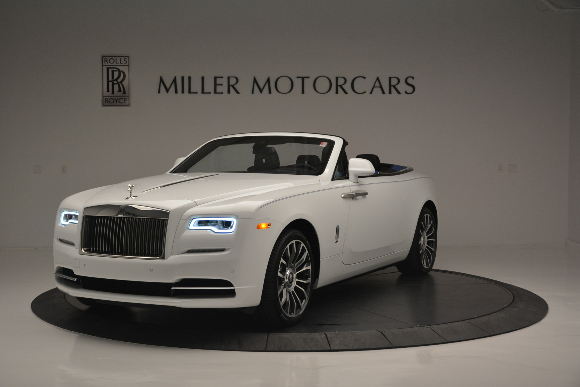 Used 2018 Rolls-Royce Dawn for sale Sold at Pagani of Greenwich in Greenwich CT 06830 1