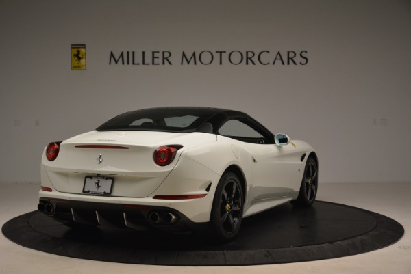 Used 2016 Ferrari California T for sale Sold at Pagani of Greenwich in Greenwich CT 06830 19