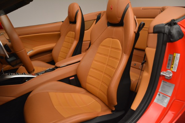 Used 2015 Ferrari California T for sale Sold at Pagani of Greenwich in Greenwich CT 06830 27