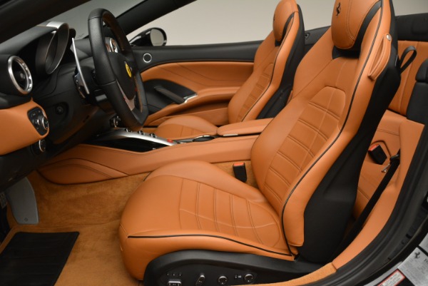 Used 2015 Ferrari California T for sale Sold at Pagani of Greenwich in Greenwich CT 06830 26