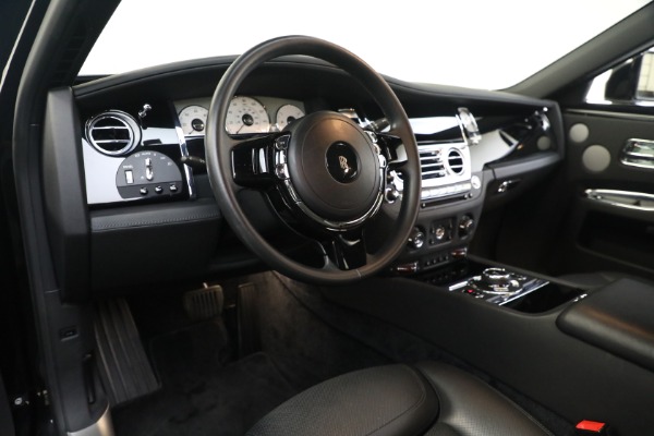 Used 2016 Rolls-Royce Ghost Series II for sale $169,900 at Pagani of Greenwich in Greenwich CT 06830 16