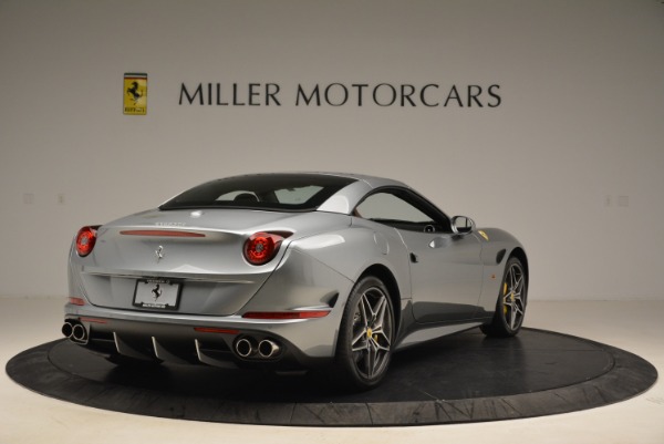 Used 2018 Ferrari California T for sale Sold at Pagani of Greenwich in Greenwich CT 06830 19