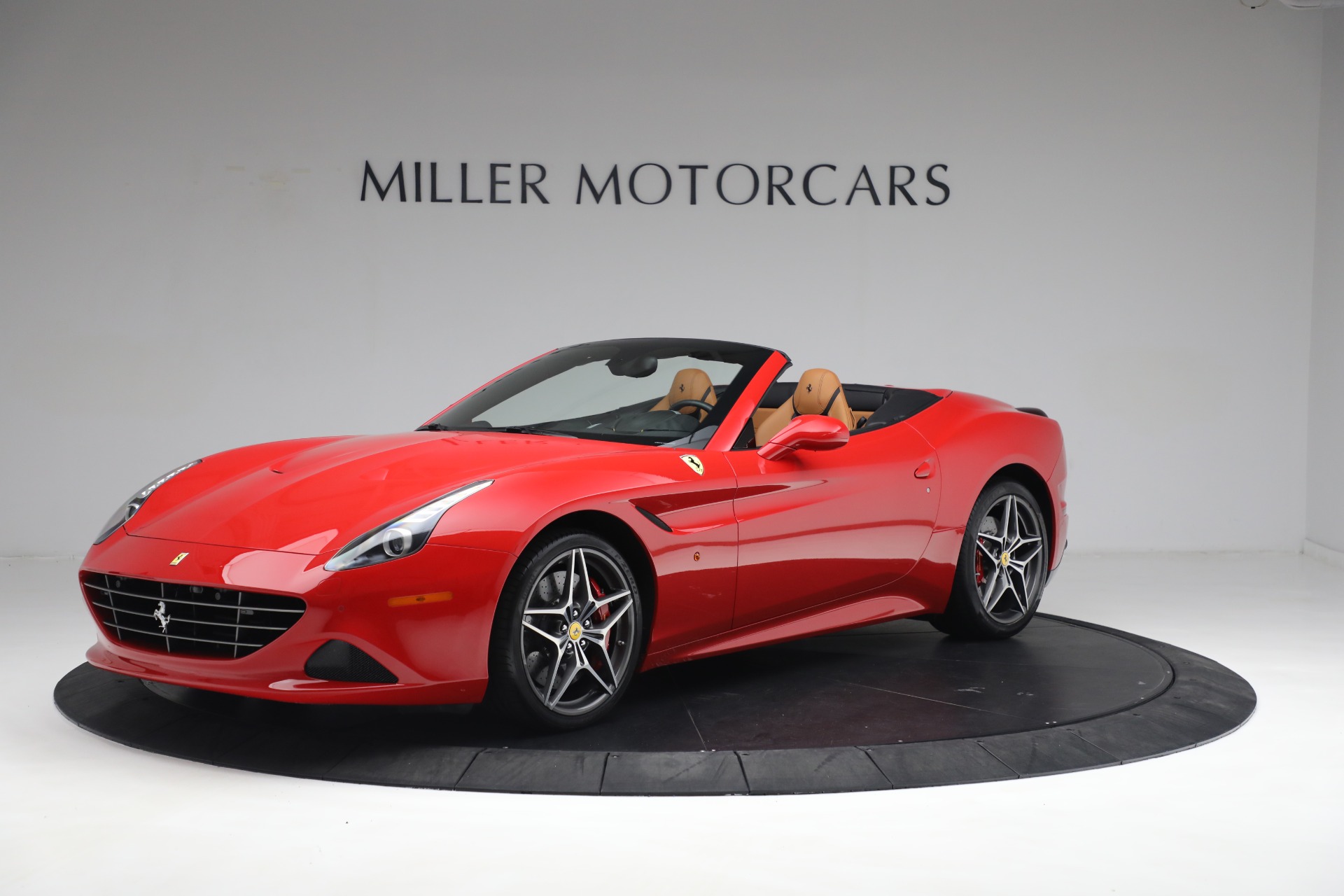 Used 2016 Ferrari California T Handling Speciale for sale Sold at Pagani of Greenwich in Greenwich CT 06830 1