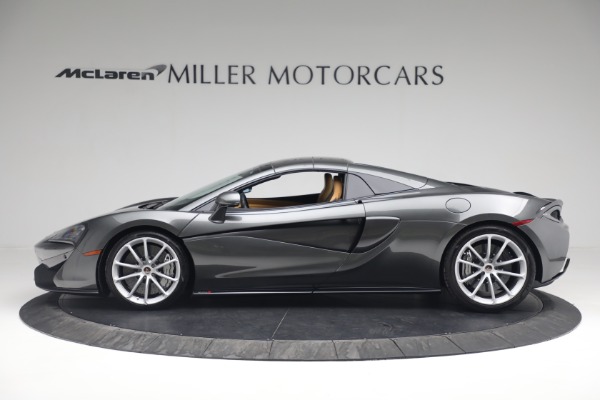 Used 2018 McLaren 570S Spider for sale Sold at Pagani of Greenwich in Greenwich CT 06830 17