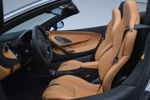 Used 2018 McLaren 570S Spider for sale Sold at Pagani of Greenwich in Greenwich CT 06830 23