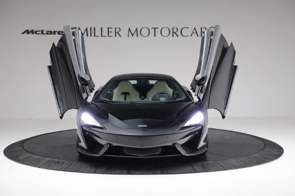 Used 2018 McLaren 570S Spider for sale Sold at Pagani of Greenwich in Greenwich CT 06830 21