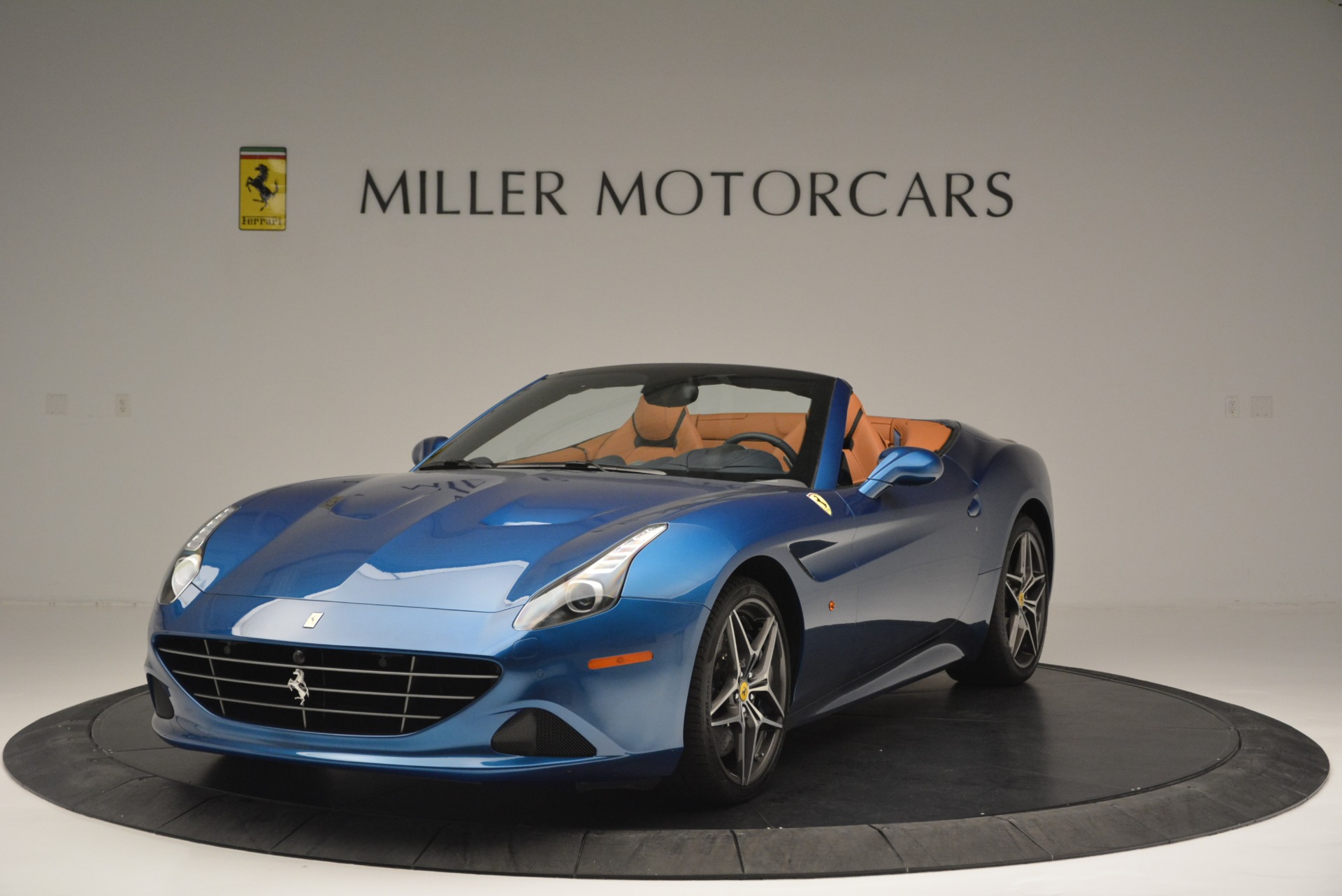 Used 2017 Ferrari California T Handling Speciale for sale Sold at Pagani of Greenwich in Greenwich CT 06830 1