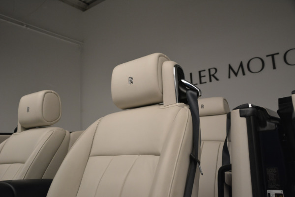Used 2014 Rolls-Royce Phantom Drophead Coupe for sale Sold at Pagani of Greenwich in Greenwich CT 06830 20