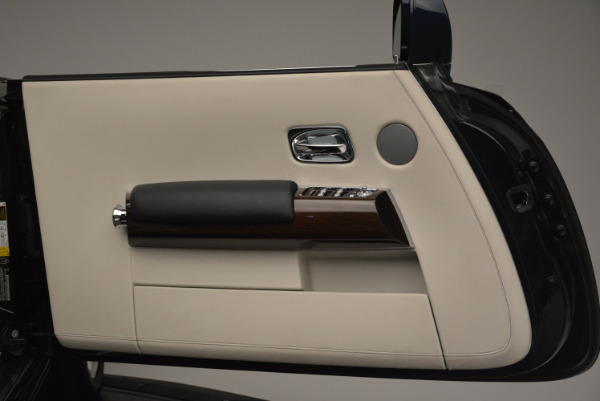 Used 2014 Rolls-Royce Phantom Drophead Coupe for sale Sold at Pagani of Greenwich in Greenwich CT 06830 21