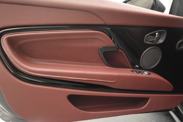 Used 2018 Aston Martin DB11 V12 for sale $167,990 at Pagani of Greenwich in Greenwich CT 06830 17