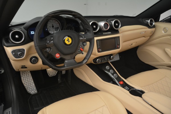 Used 2015 Ferrari California T for sale Sold at Pagani of Greenwich in Greenwich CT 06830 25