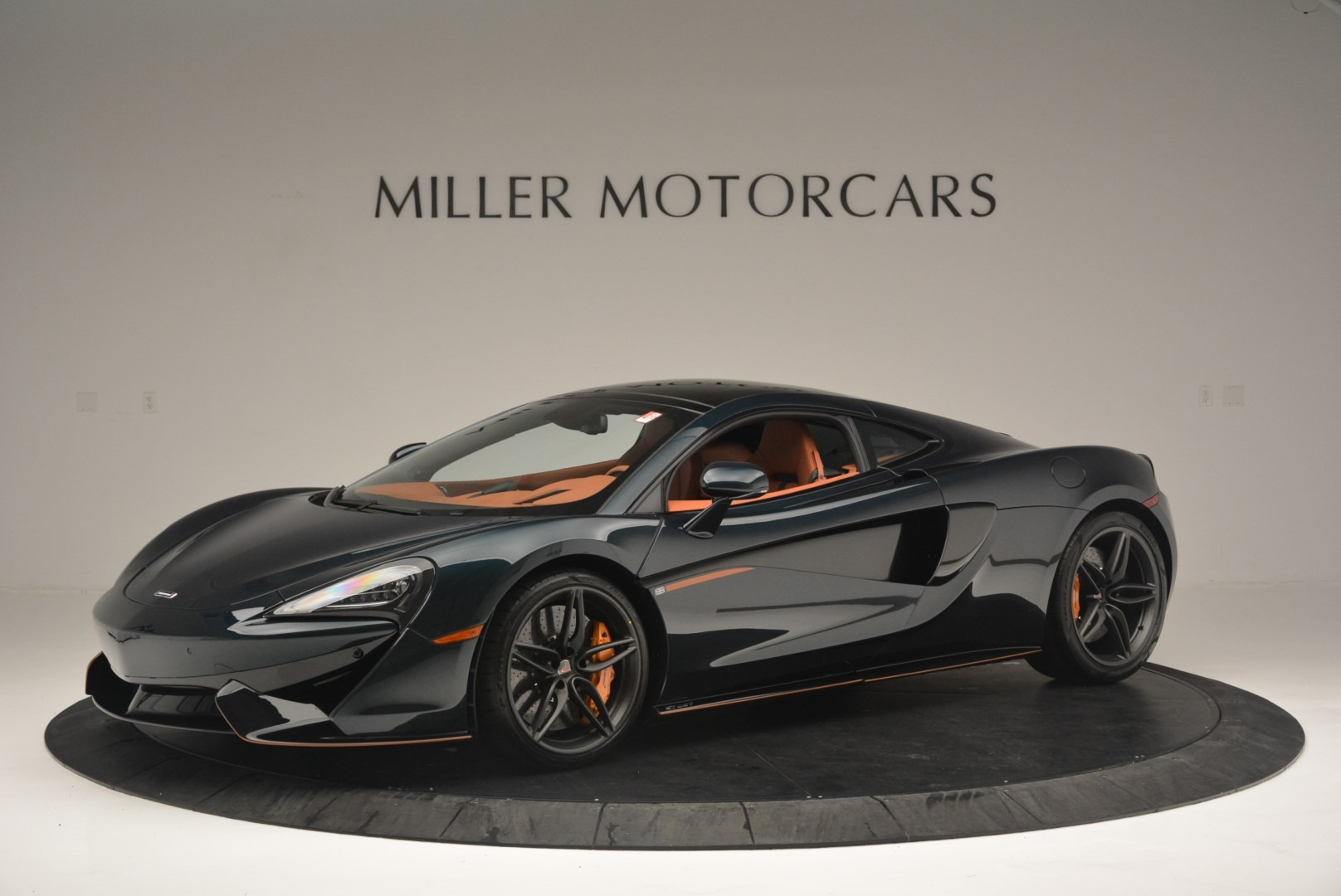 Used 2018 McLaren 570GT Coupe for sale Sold at Pagani of Greenwich in Greenwich CT 06830 1