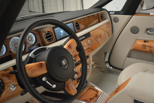 Used 2013 Rolls-Royce Phantom Drophead Coupe for sale Sold at Pagani of Greenwich in Greenwich CT 06830 21