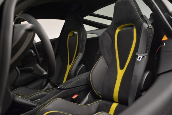Used 2018 McLaren 720S Coupe for sale Sold at Pagani of Greenwich in Greenwich CT 06830 17