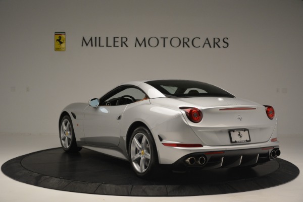 Used 2015 Ferrari California T for sale Sold at Pagani of Greenwich in Greenwich CT 06830 17