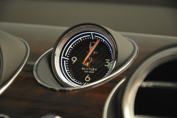 Used 2019 Bentley Bentayga V8 for sale Sold at Pagani of Greenwich in Greenwich CT 06830 22