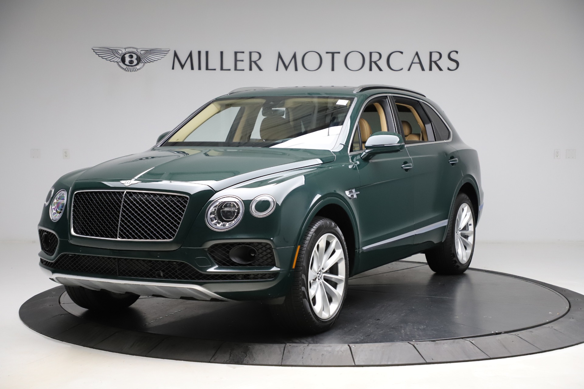 Used 2019 Bentley Bentayga V8 for sale Sold at Pagani of Greenwich in Greenwich CT 06830 1