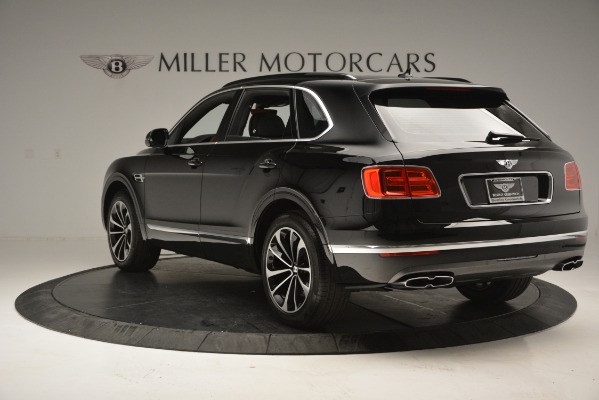 Used 2019 Bentley Bentayga V8 for sale $135,900 at Pagani of Greenwich in Greenwich CT 06830 5