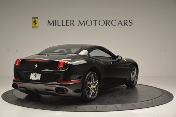 Used 2017 Ferrari California T Handling Speciale for sale Sold at Pagani of Greenwich in Greenwich CT 06830 19