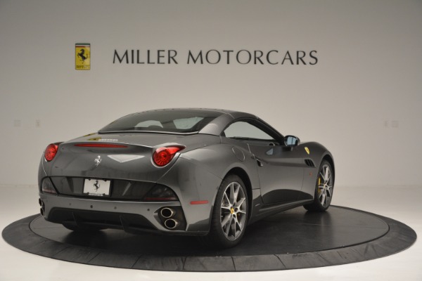 Used 2013 Ferrari California 30 for sale Sold at Pagani of Greenwich in Greenwich CT 06830 19