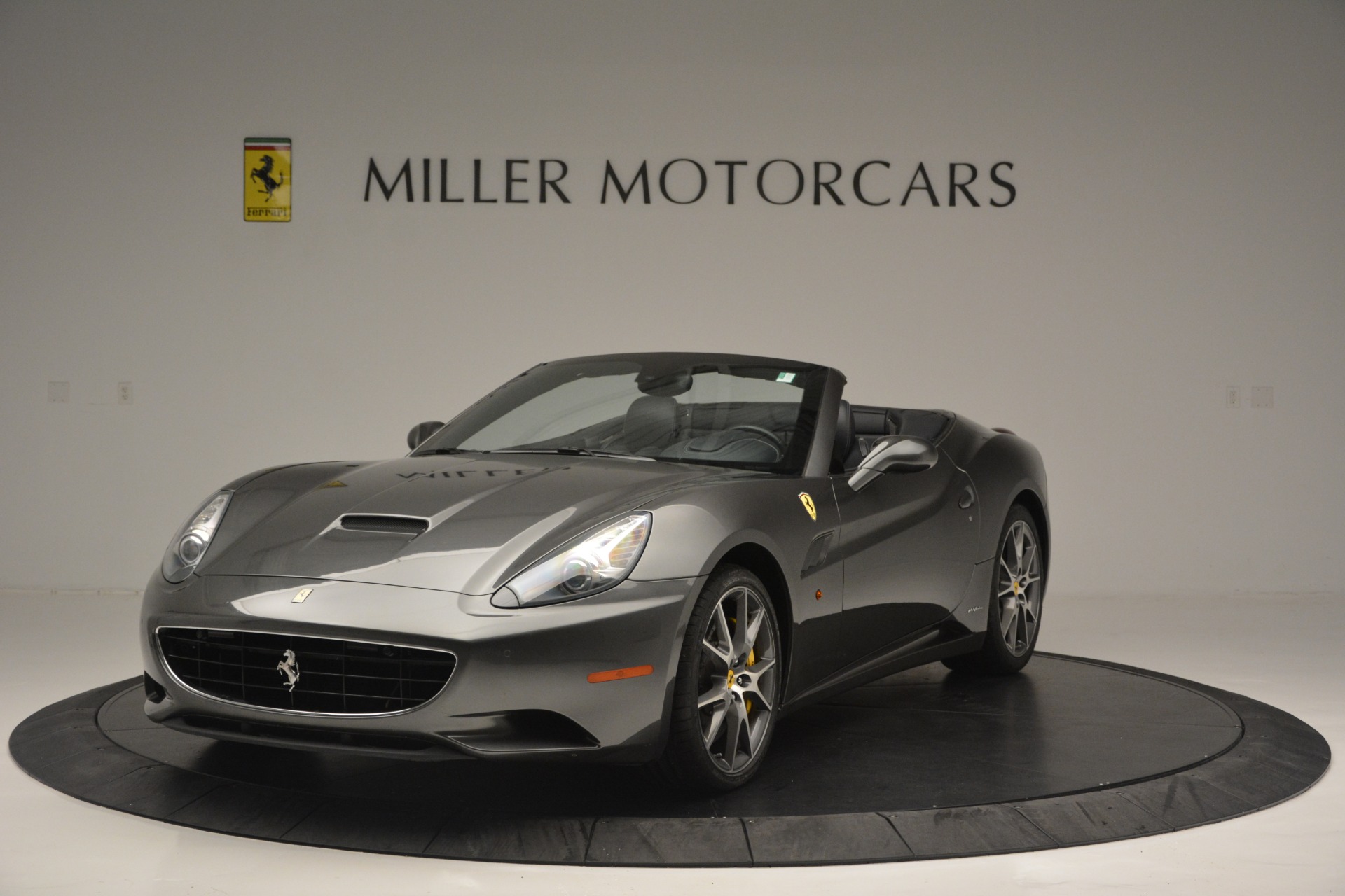 Used 2013 Ferrari California 30 for sale Sold at Pagani of Greenwich in Greenwich CT 06830 1