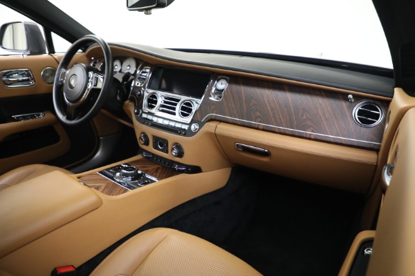 Used 2019 Rolls-Royce Wraith for sale $215,900 at Pagani of Greenwich in Greenwich CT 06830 22