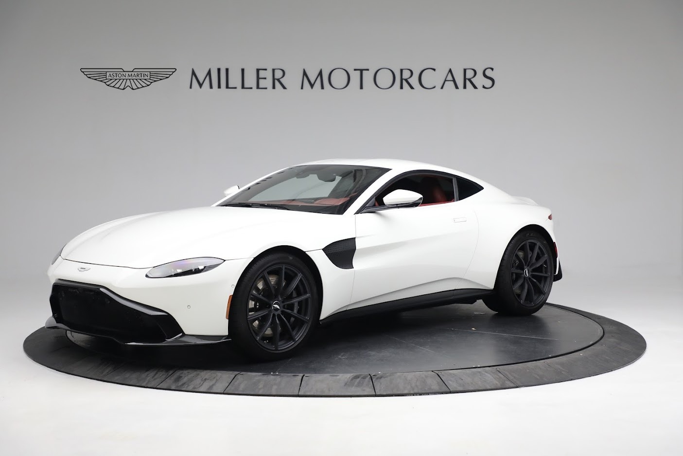 Used 2019 Aston Martin Vantage for sale Sold at Pagani of Greenwich in Greenwich CT 06830 1