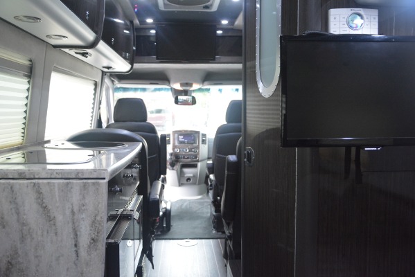 Used 2014 Mercedes-Benz Sprinter 3500 Airstream Lounge Extended for sale Sold at Pagani of Greenwich in Greenwich CT 06830 22