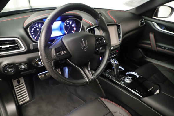 Used 2019 Maserati Ghibli S Q4 GranSport for sale $62,900 at Pagani of Greenwich in Greenwich CT 06830 13
