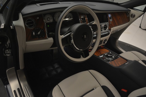 Used 2019 Rolls-Royce Wraith for sale Sold at Pagani of Greenwich in Greenwich CT 06830 17