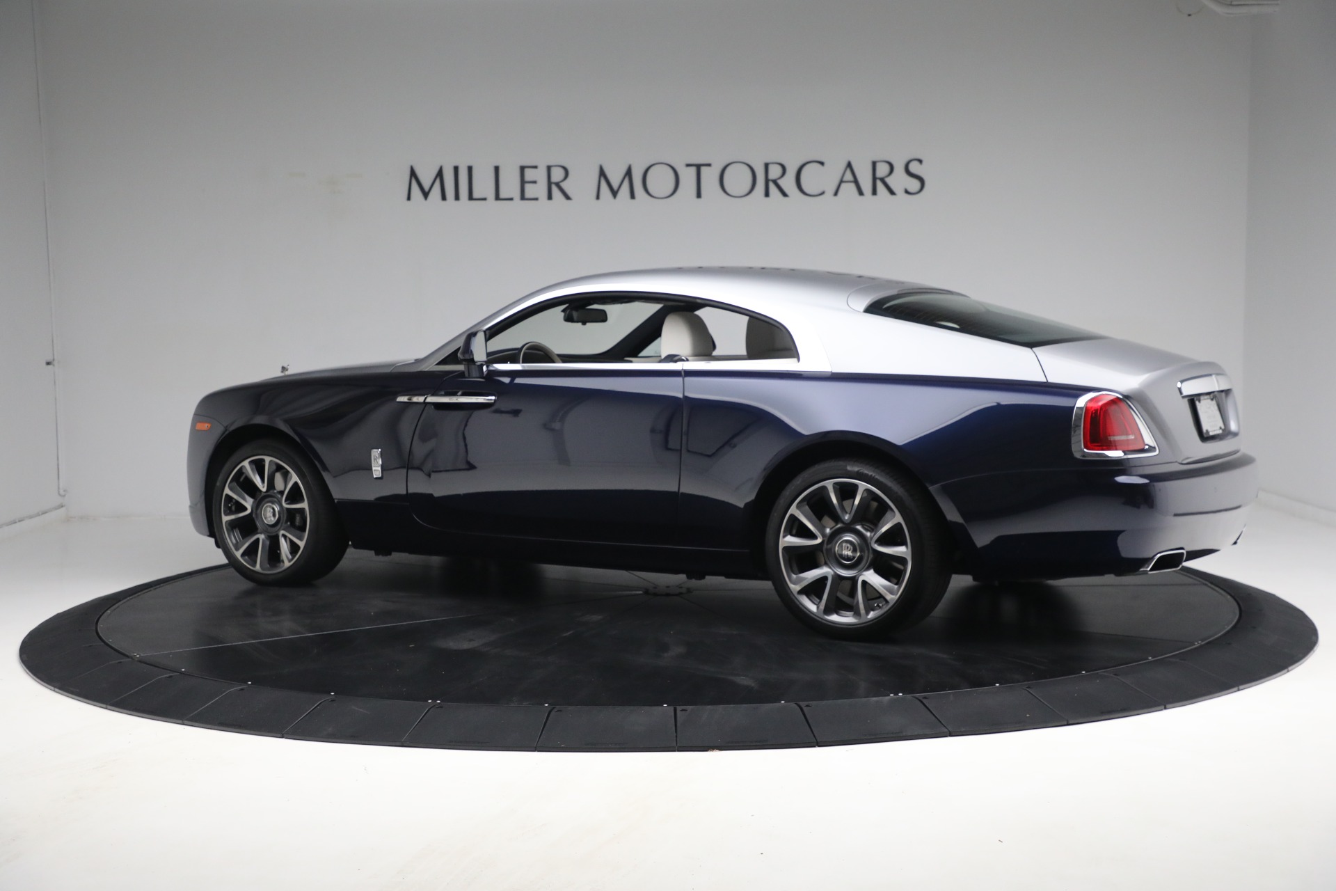 New Rolls Royce Wraith Photos Prices And Specs in Saudi Arabia
