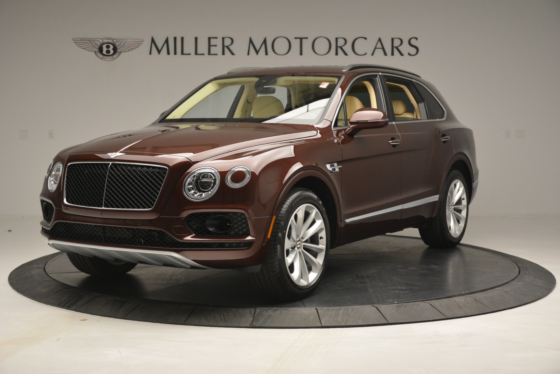 New 2019 Bentley Bentayga V8 for sale Sold at Pagani of Greenwich in Greenwich CT 06830 1